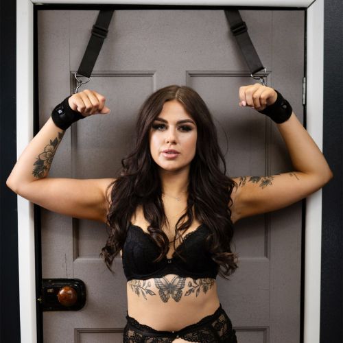 SEI MIO Doorway Play Adjustable Over Door Cuff Restraints from Nice 'n' Naughty